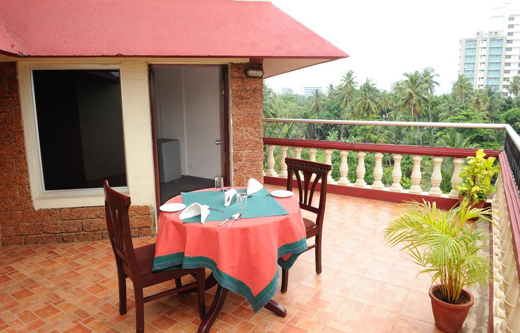 Manuelsons Malabar Palace Calicut Eksteriør billede